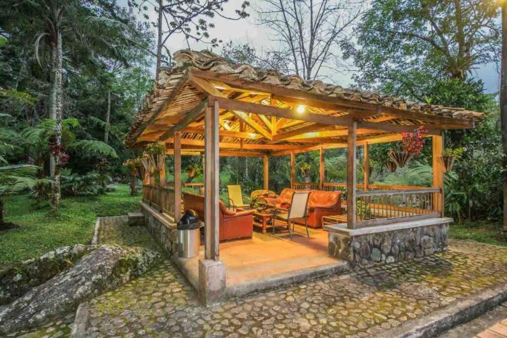 Finca Punta De Piedra Salento, Quindio Βίλα Εξωτερικό φωτογραφία